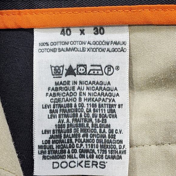 Dockers Pants Mens 40 X 30 Gray D3 Signature Khaki Pleated Chino Office Career - Picture 6 of 12